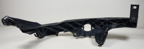 2006-08 BMW E90 335i 328i Driver Headlight Lower Mount Bracket 7116707 2006-08 BMW E90 335i 328i Driver Headlight Lower Mount Bracket 7116707