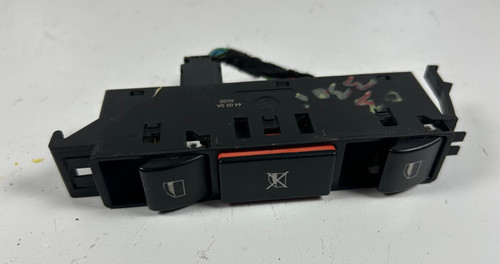 2002-05 BMW E46 330i 325i Driver Window Control Switch 6902184
