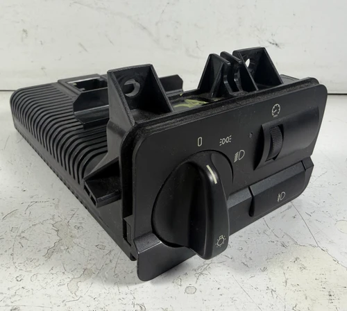 BMW E46 330i 325i HEADLIGHT SWITCH LCM LIGHT CONTROL MODULE 6919845