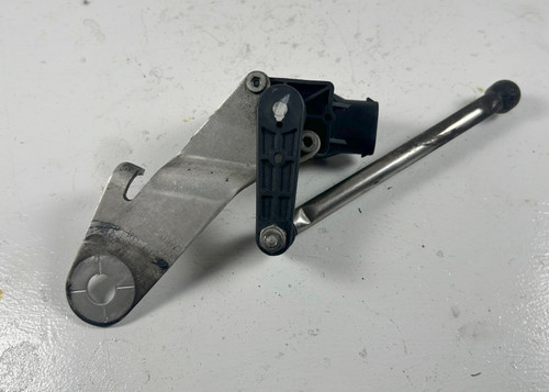 BMW E39 E60 E46 Z4 SUSPENSION HEIGHT LEVEL SENSOR 1093697