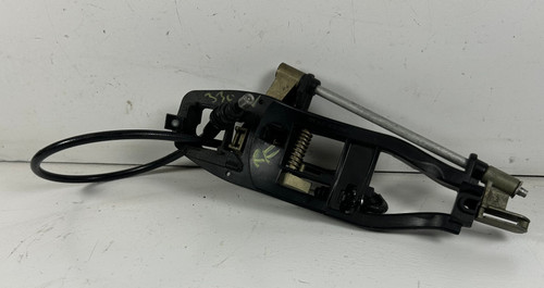 2001-05 BMW E46 M3 330 325 PASSENGER FRONT DOOR HANDLE CARRIER 8253454