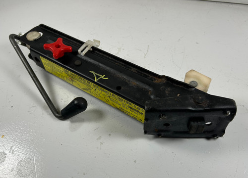 BMW E46 M3 330 325 CAR FLOOR LIFT JACK 6757131
