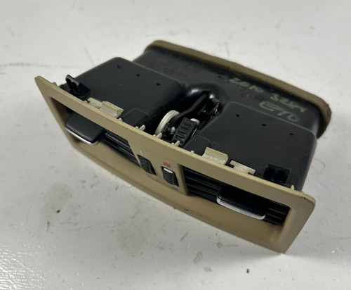 BMW E60 535i 530i 528i 525i CENTER CONSOLE REAR  AIR VENT GRILLES 6932023