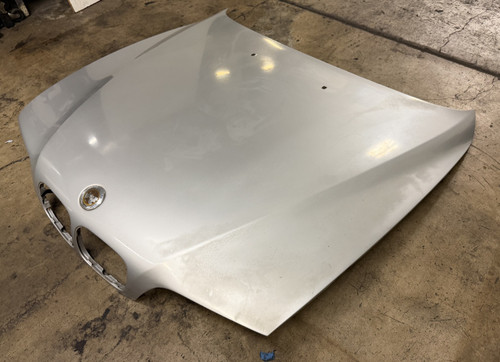 1998-03 BMW e39 M5 540i 530i 525i 528i HOOD 8238592