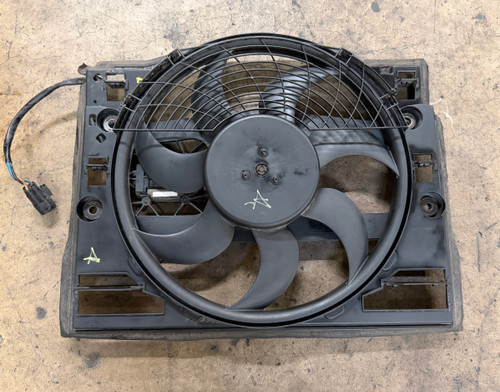 BMW E46 330 325 323 RADIATOR COOLING FAN 6922670