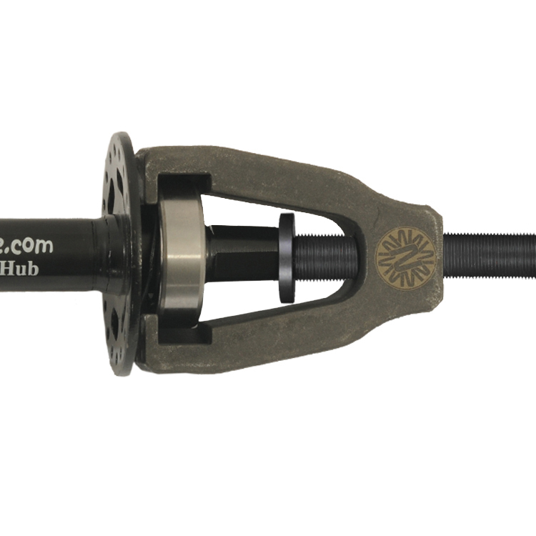 Nimbus Bearing Puller