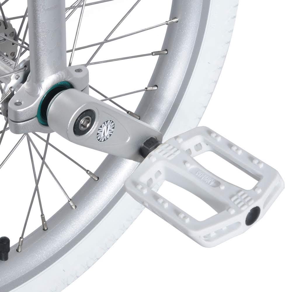 Nimbus Eclipse 20" Pro Freestyle Unicycle  Nimbus Eclipse 20" Pro Freestyle Unicycle