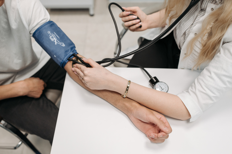 How to Choose a Blood Pressure Monitor in Australia