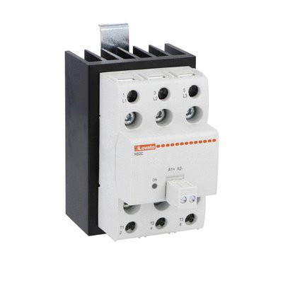 SSR C/W HEATSINK 3PH (3 CONTROLLED) LINE 48-600VAC CONTROL 20A 4-32VDC