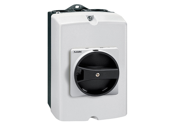 3P ENCLOSED DISC. 16A BLACK PADLOCKABLE HANDLE NEMA4X