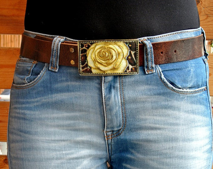 rose belt buckle