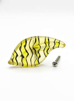 Orna Lalo Designer Series – Amber Noir Leaf Handle