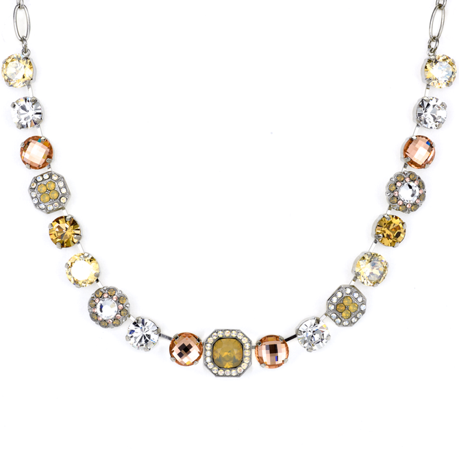 Mariana Lovable Square Cluster Necklace in Peace