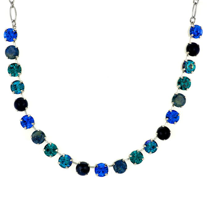 Mariana Lovable Round Necklace in Serenity