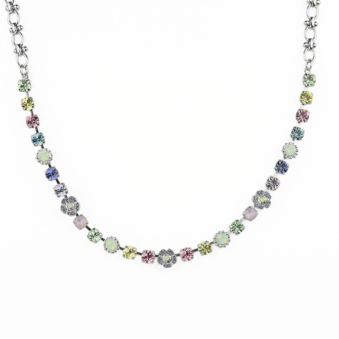Mariana Petite Flower and Cluster Necklace in Travelara
