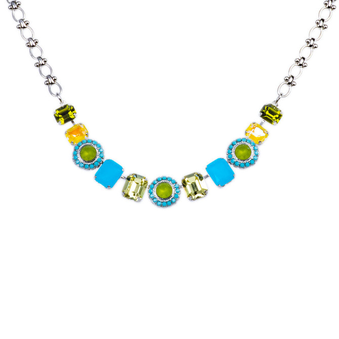Mariana Emerald Cut and Cluster Necklace in Pistachio - Preorder
