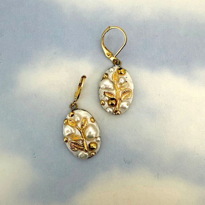 Michal Golan Luster & Light Pearl Oval Earrings II
