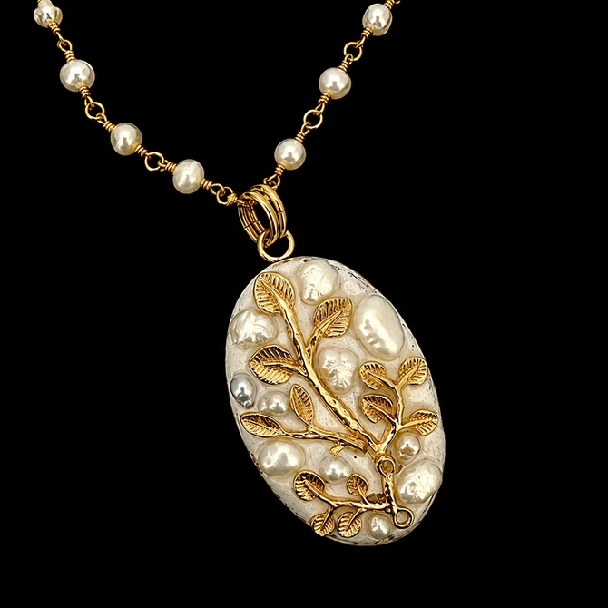 Michal Golan Luster & Light Pearl Oval Necklace