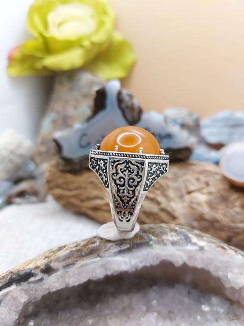 Authentic Untreated Aqeeq Yemeni 925 Sterling Silver Ring Naturally Mined Agate Original Aqiq Beautifully Handcrafted Aqeeq Yemeni Hakik Authentic Untreated Aqeeq Yemeni 925 Sterling Silver Ring Naturally Mined Agate Original Aqiq Beautifully Handcrafted Aqeeq Yemeni Hakik