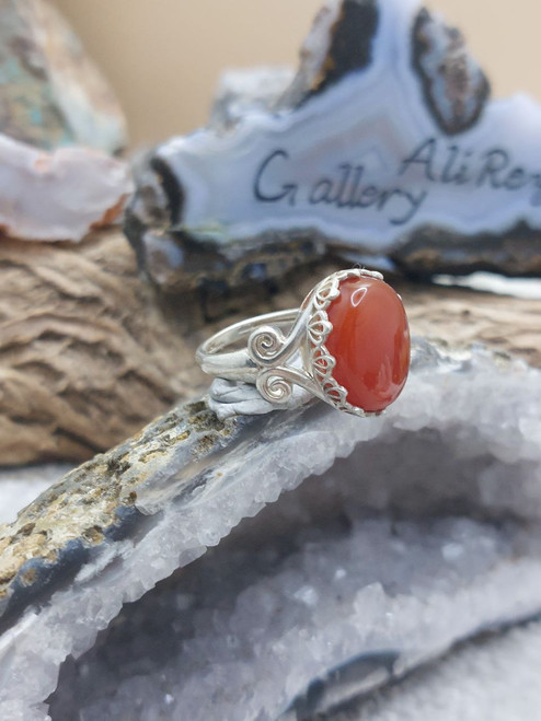 Red Yemeni Aqeeq ring Shia UK, Red Yemeni Aqeeq ring UK, girls Red Yemeni Aqeeq ring UK, lady Red Yemeni Aqeeq ring UK, Red Yemeni Aqeeq ring women UK,