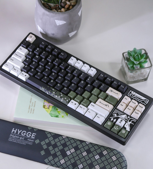 中古】Varmilo Victory 67 HE | TEST.KERFUFFLE.COM