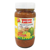 Priya Mixed Vege Pickle With Garlic, 500 Grams