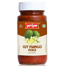 Priya Cut Mango Pickle With Garlic, 500 Grams