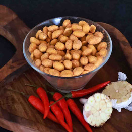 Satvik Roasted Peanuts Chilli Garlic, 150 Grams