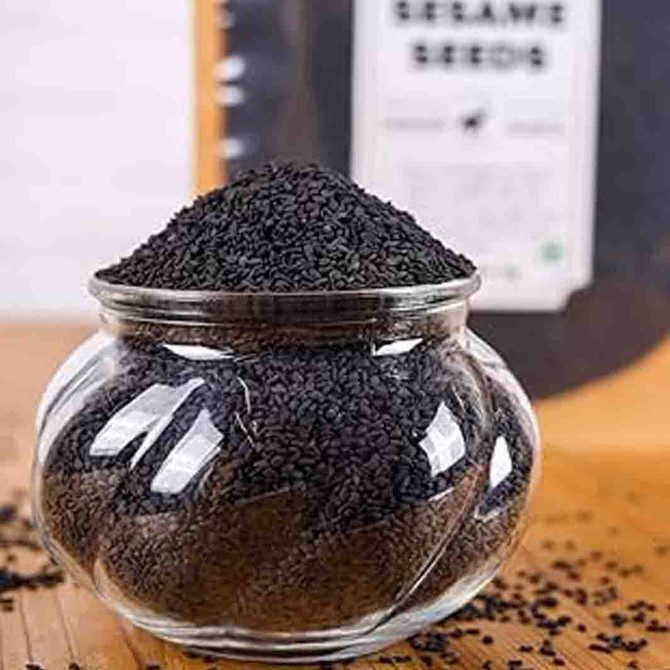 Store Brand Jar Sesame Whole Black, 250 Grams