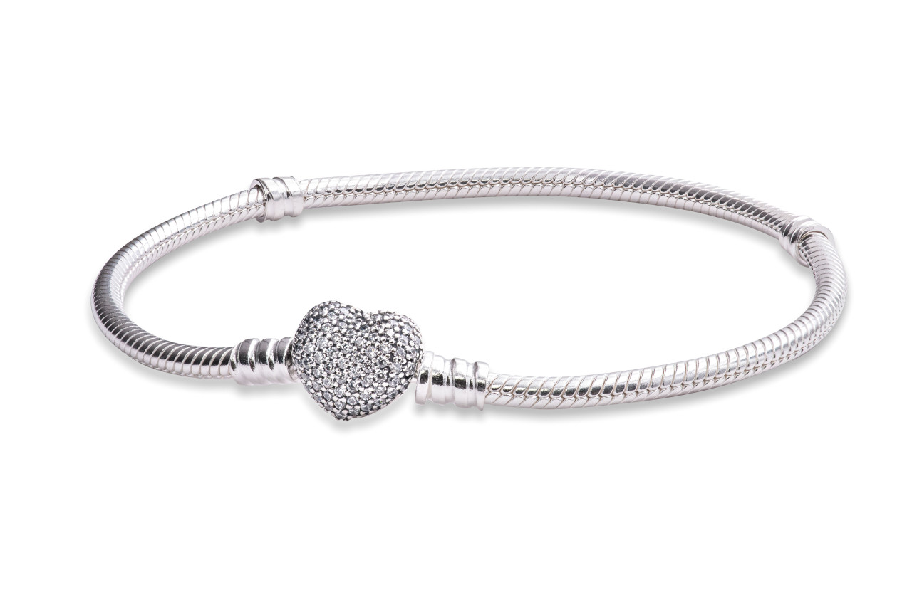 Pandora Moments Sparkling Heart Clasp Snake Chain Bracelet