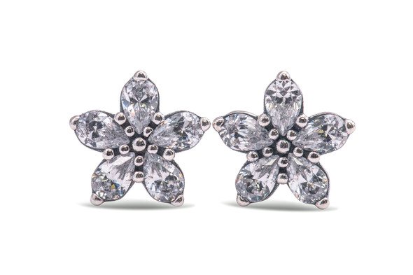 PANDORA Sparkling Snowflake Stud Earrings 299239C01 PANDORA Sparkling Snowflake Stud Earrings 299239C01