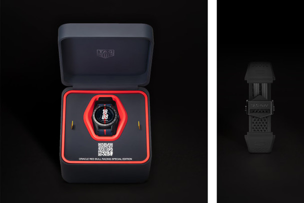 TAG Heuer Connected Calibre E4 x Oracle Red Bull Racing Edition Mens Watch SBR8A80.EB0365