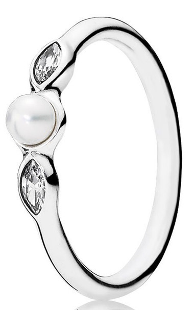 PANDORA Petite Luminous Leaves Ring - White Pearl