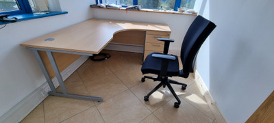 Beech radial desks right hand 1600 x 1600 including desk high pedestal