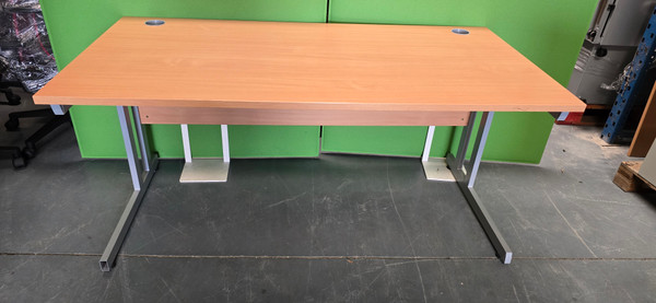 Second hand beech office desks 1600 x 800
