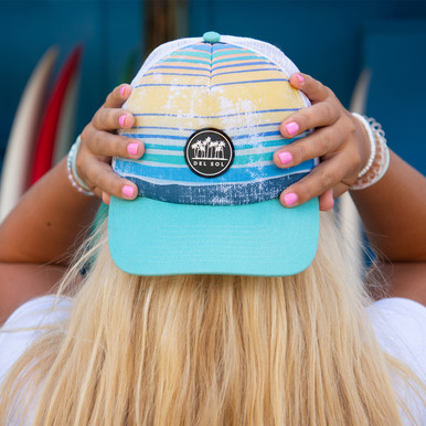 Sunset Beach - Color-Changing Hat | Del Sol display picture 1