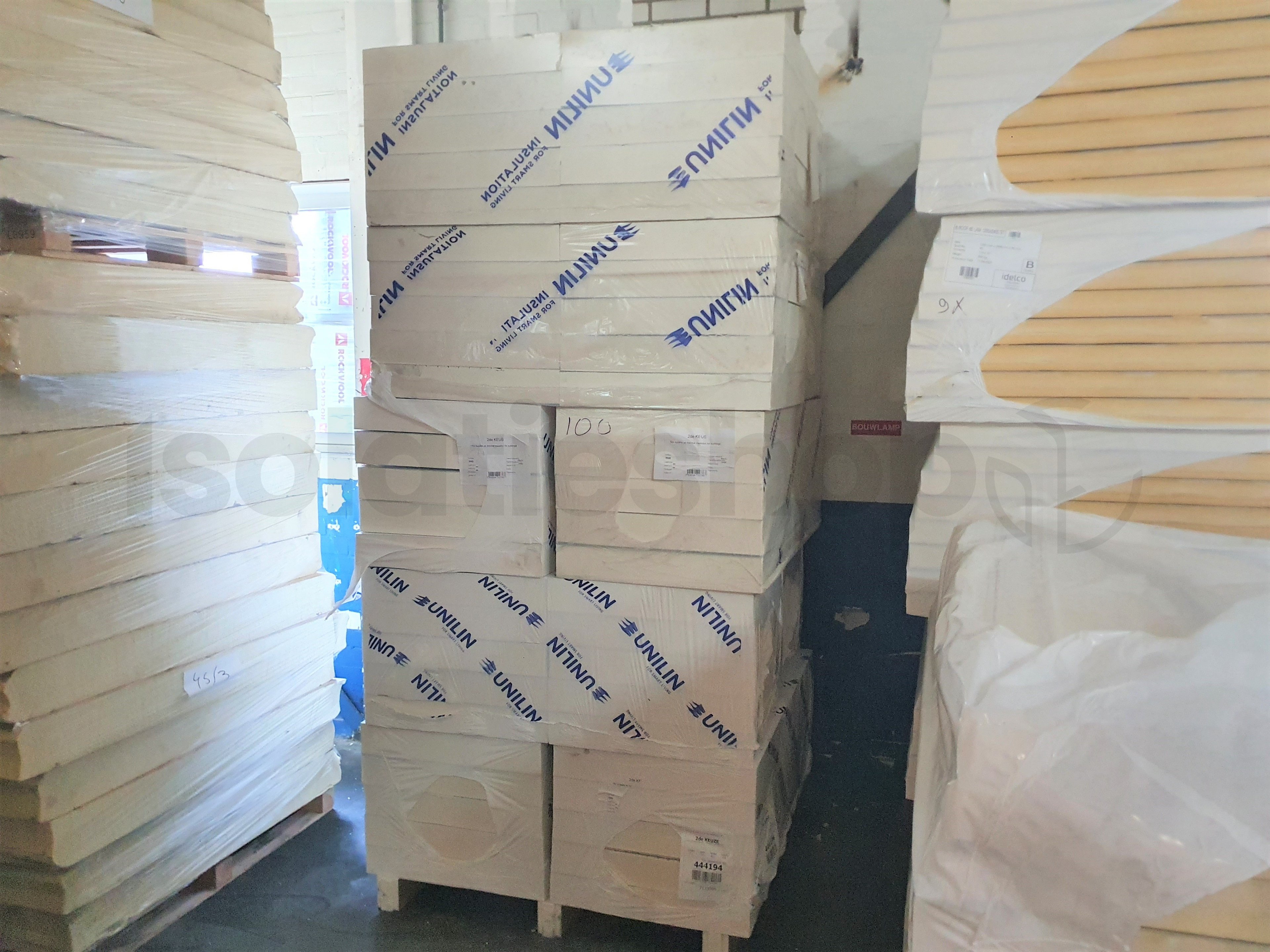 Polyuréthane (PIR) expansée choix B double face aluminium 600x600x100mm Rd: 4,55 (0,36m2)