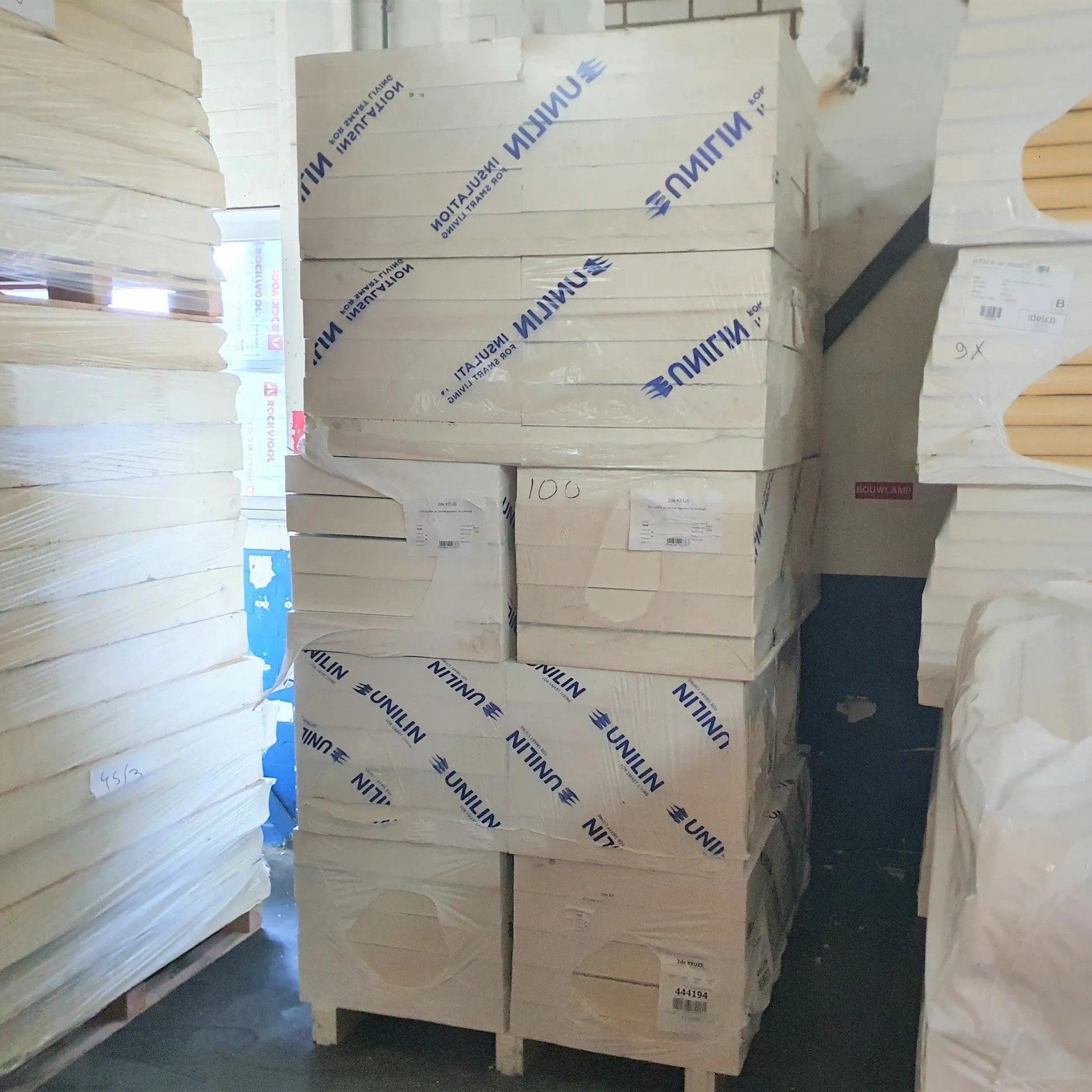 Polyuréthane (PIR) expansée choix B double face aluminium 600x600x80mm Rd: 3,63 (0,36m2)