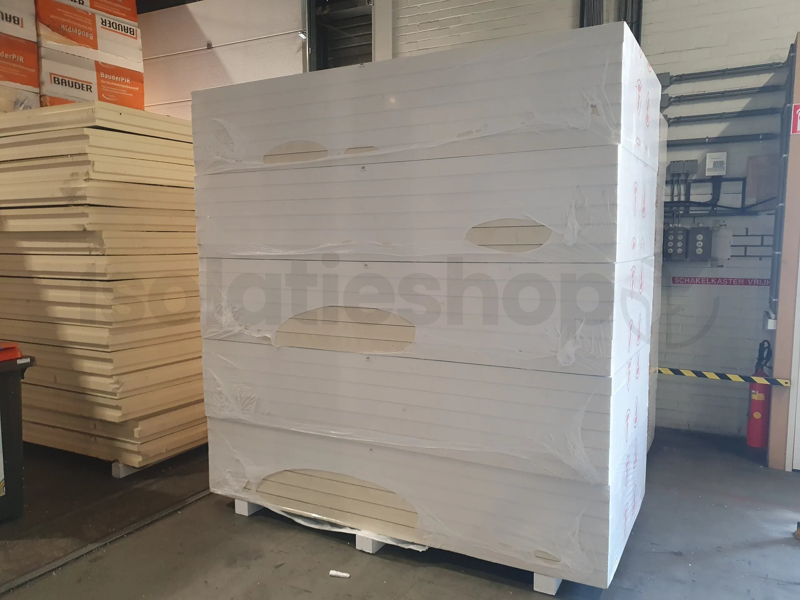 Polyuréthane (PIR) expansée choix B double face aluminium 2500x1200x90mm Rd: 4,09 (3,00m2)