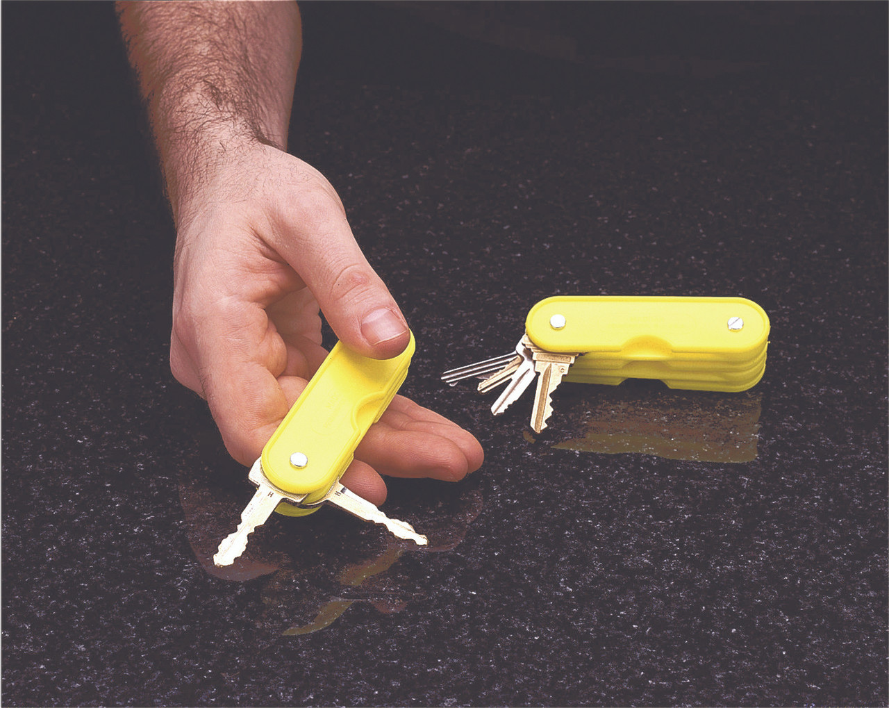 Plastic 4-key holder