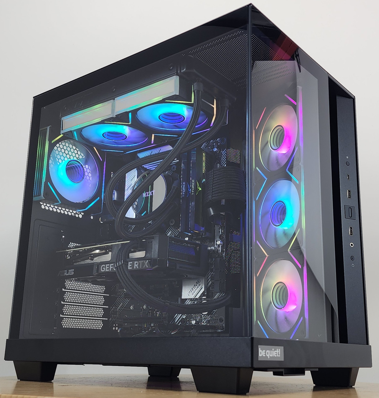 Gaming PC Ryzen 7 5700X 32GB RAM 1TB SSD RTX 4060 Ti 16GB Windows