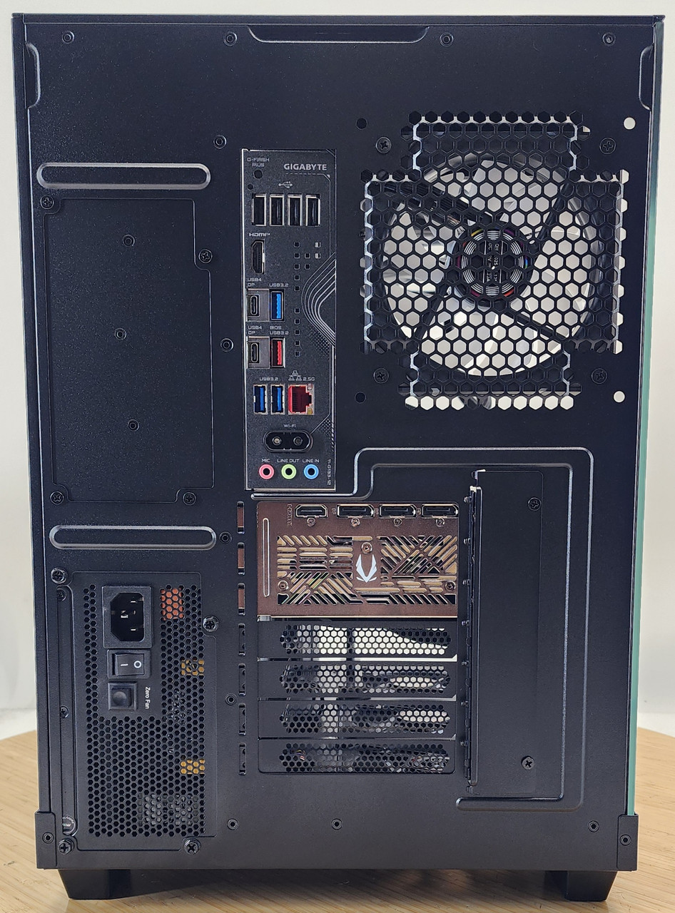 Gaming PC Ryzen 9 9950X3D 32GB RAM 2TB SSD RTX 5080 16GB Windows