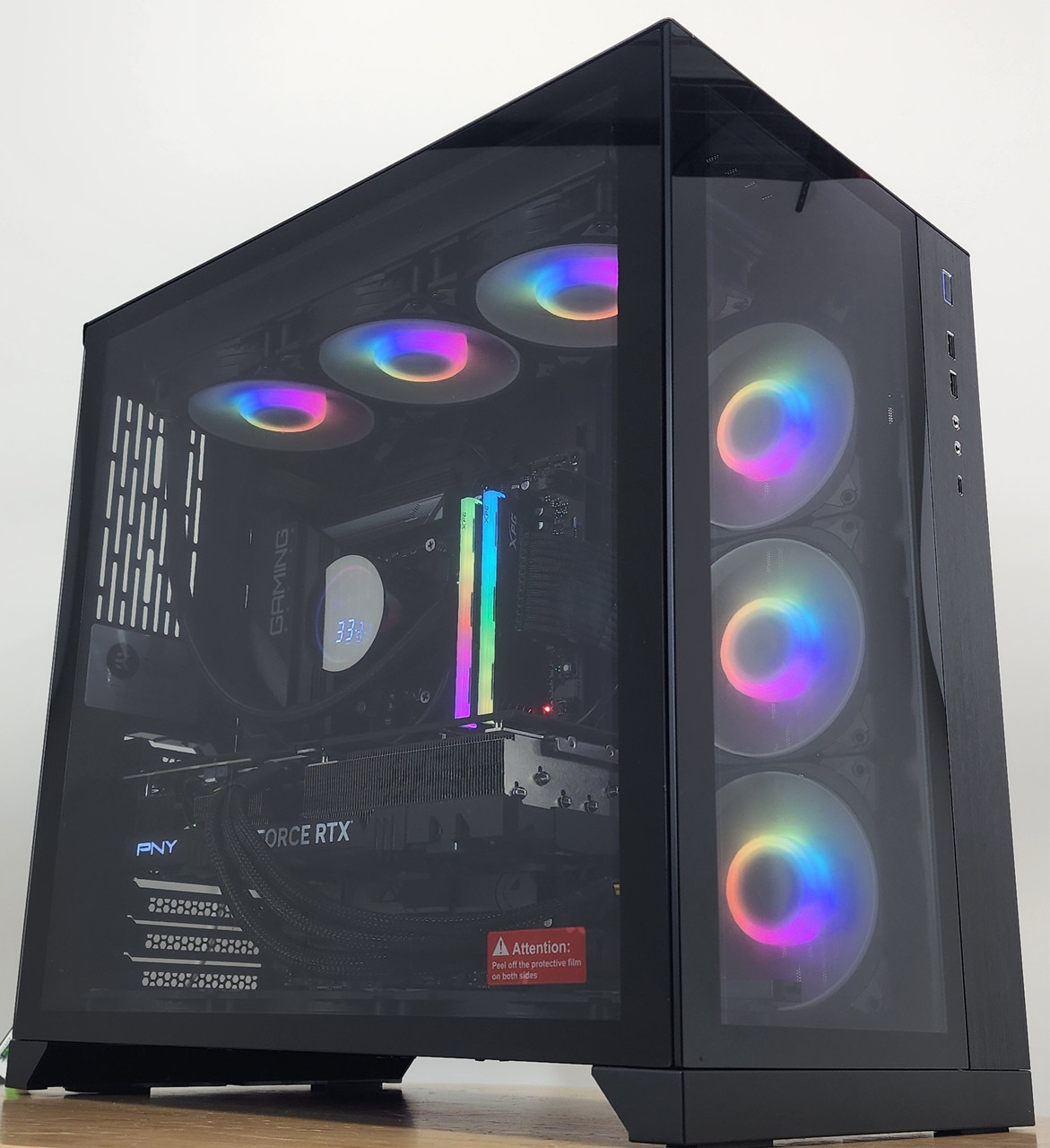 Gaming PC Ryzen 7 7800X3D 32GB RAM 2TB SSD RTX 4070 Ti SUPER 16GB