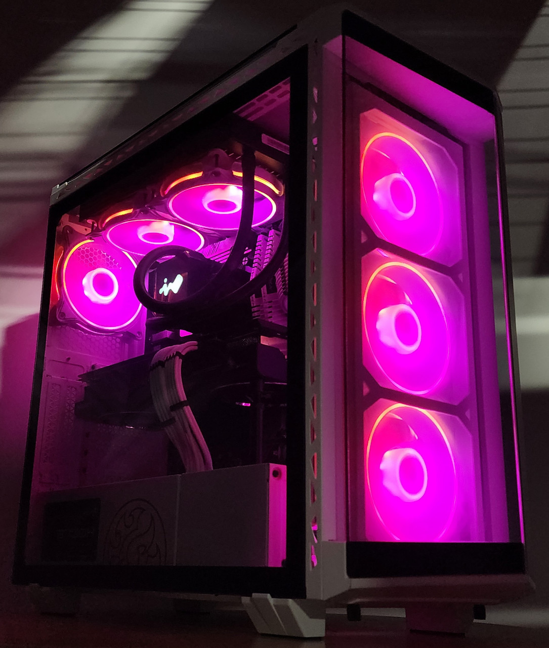 Gaming PC Ryzen 7 5700X 16GB RAM 1TB SSD RX 6800 XT 16GB Windows
