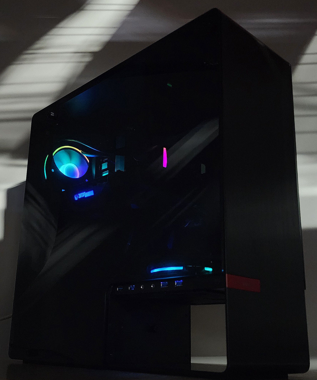 Gaming PC Ryzen 5 7600X 16GB RAM 1TB SSD RTX 4060 Ti 16GB Windows