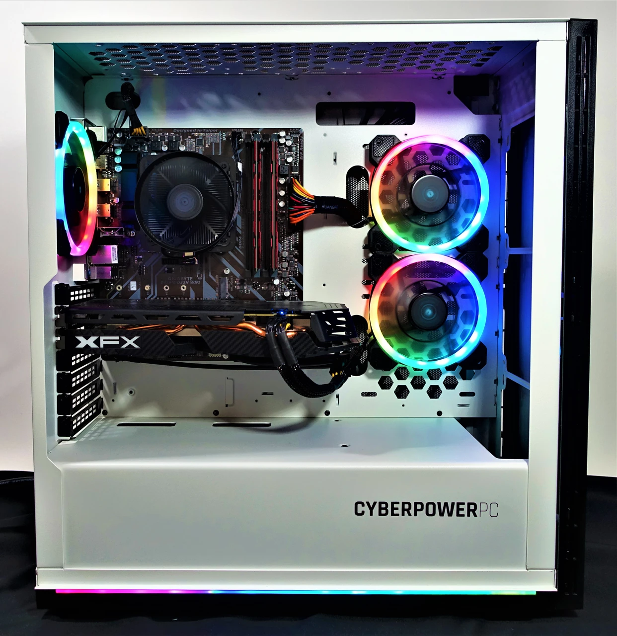 AMD Ryzen 7 3700X - 16GB Memory - AMD Radeon RX 580 - 2TB Hard 