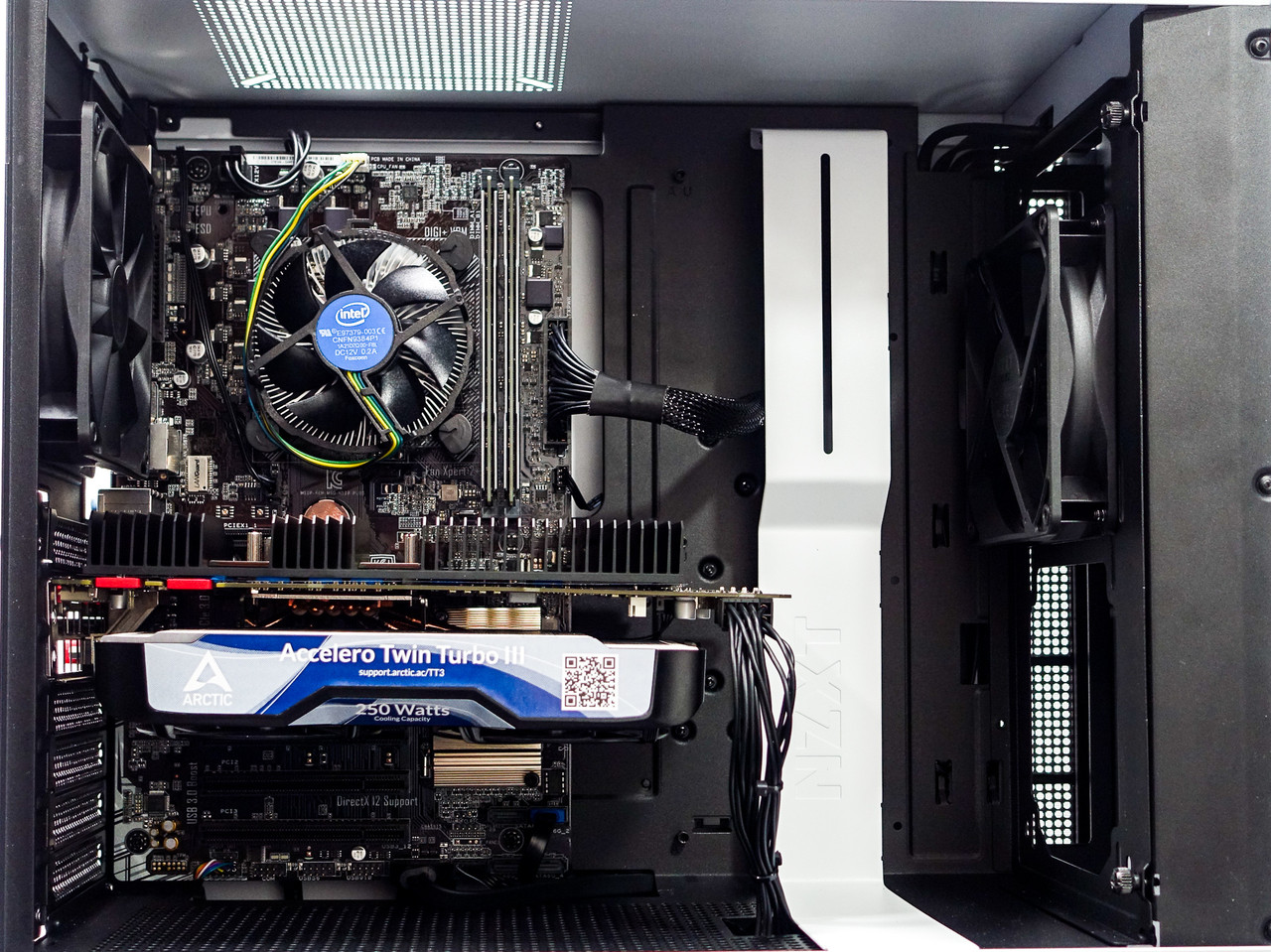 i7-7700K GTX1070 16GB ASUS H270-PRO動作品 i7-7700K GTX1070 16GB ASUS H270-PRO動作品