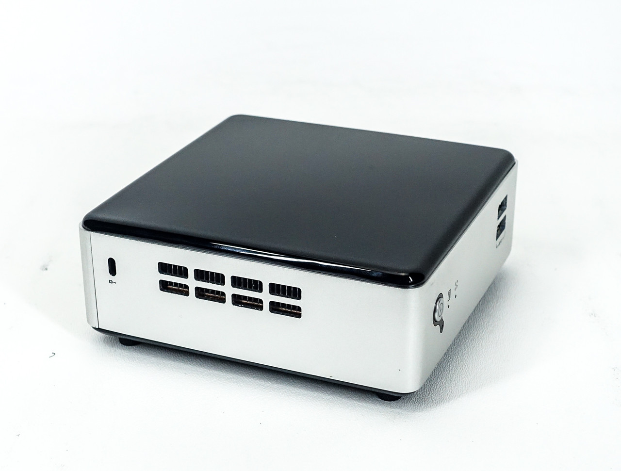 Zotac ZBOX NANO DATTO-1000 GX-415 Barebones Mini PC Desktop NO RAM
