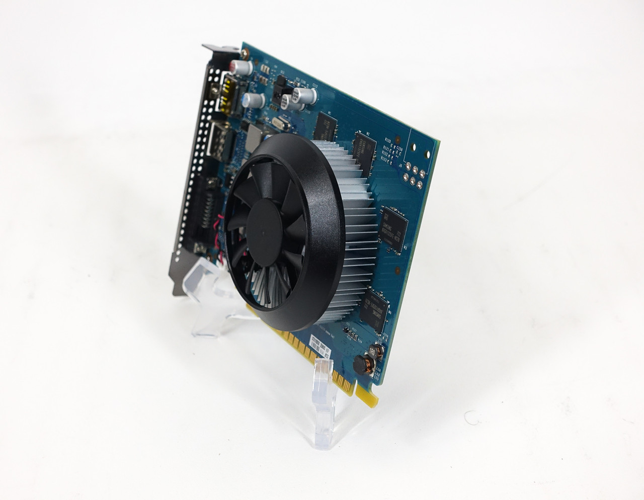 美品 DELL Inspiron3891 ＋ GeFoce GTX 1050Ti 美品 DELL Inspiron3891 ＋ GeFoce GTX 1050Ti Dell/Nvidia GTX 1050