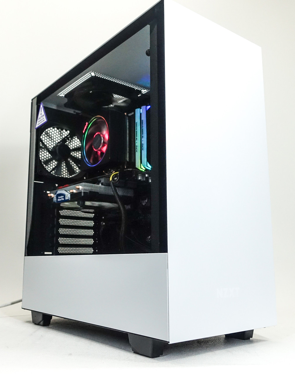 NZXT BLD i9-10900K 3.7GHz 32GB RAM 1TB M.2 SSD RTX 3070 RGB Gaming 